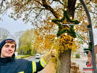Sterneaufhängen mit der Feuerwehr 2022 (1)
