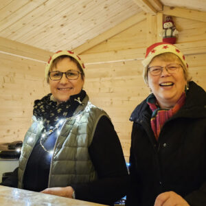 Weihnachtsmarkt Huntlosen 2023 - Waltraud und Inge